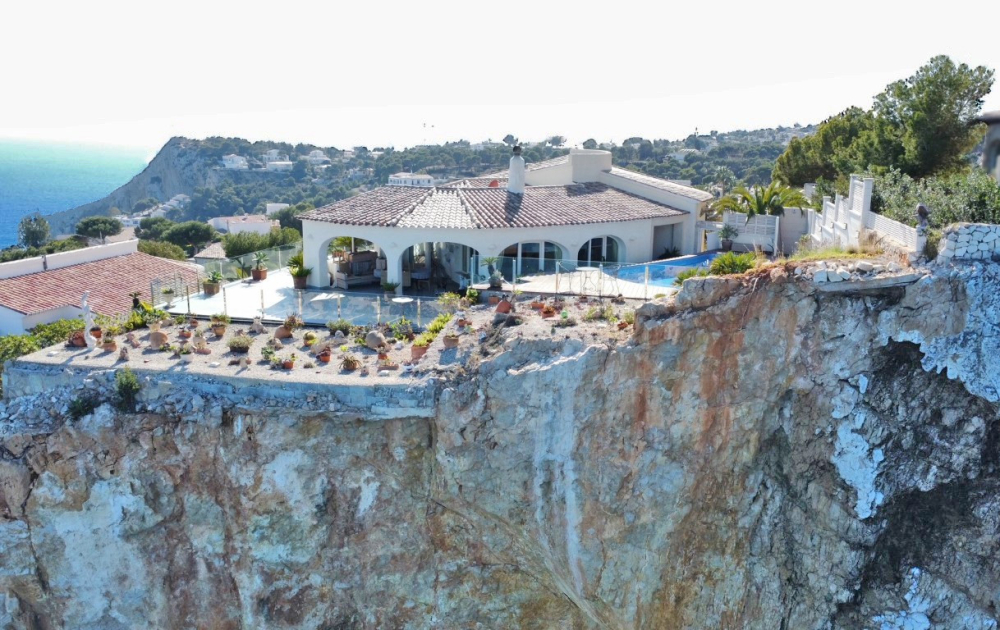 Villa spectaculaire en bord de mer à Jávea