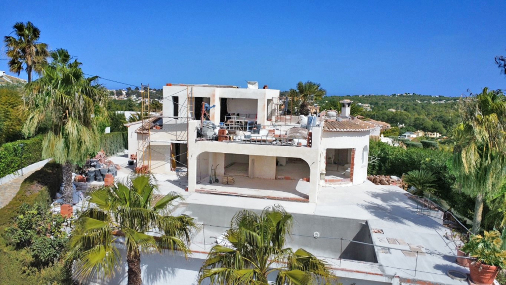 Luxury villa with mediterranean design for sale in Javea in front of the sea