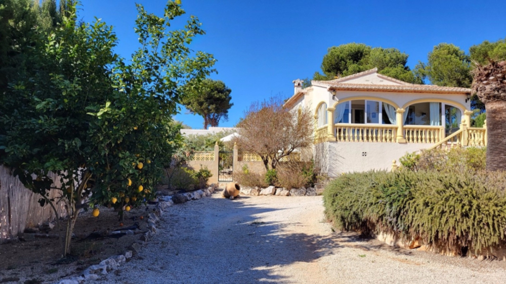 Encantadora villa en venta en Jávea