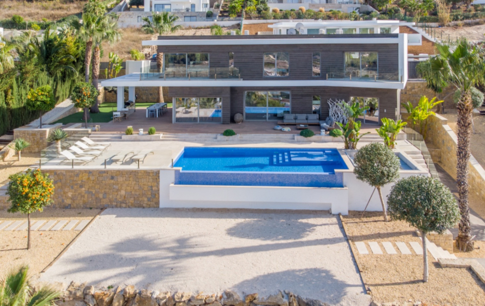 Impresionante villa en venta en Jávea con vistas panorámicas