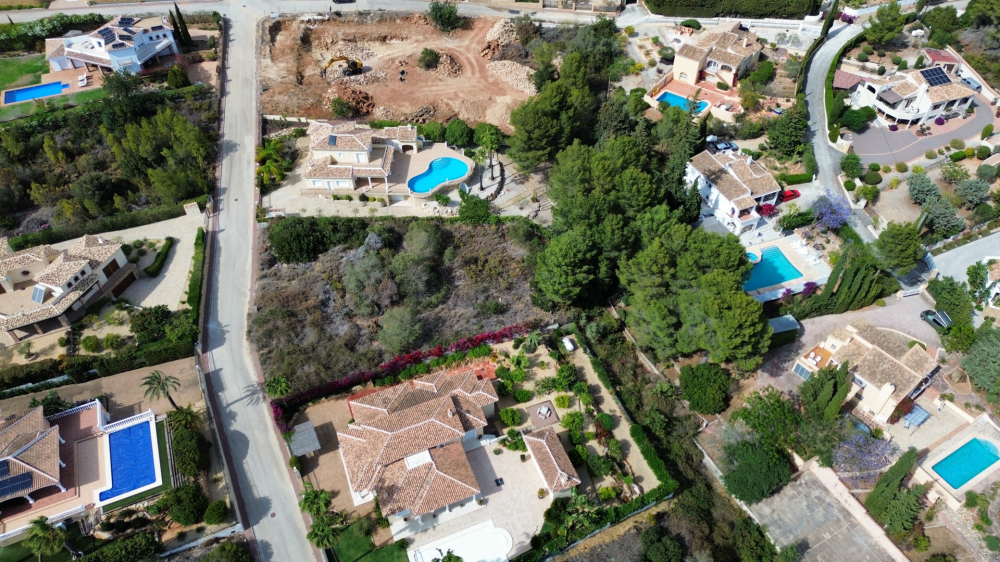 Plot for Sale in the Montgó Area